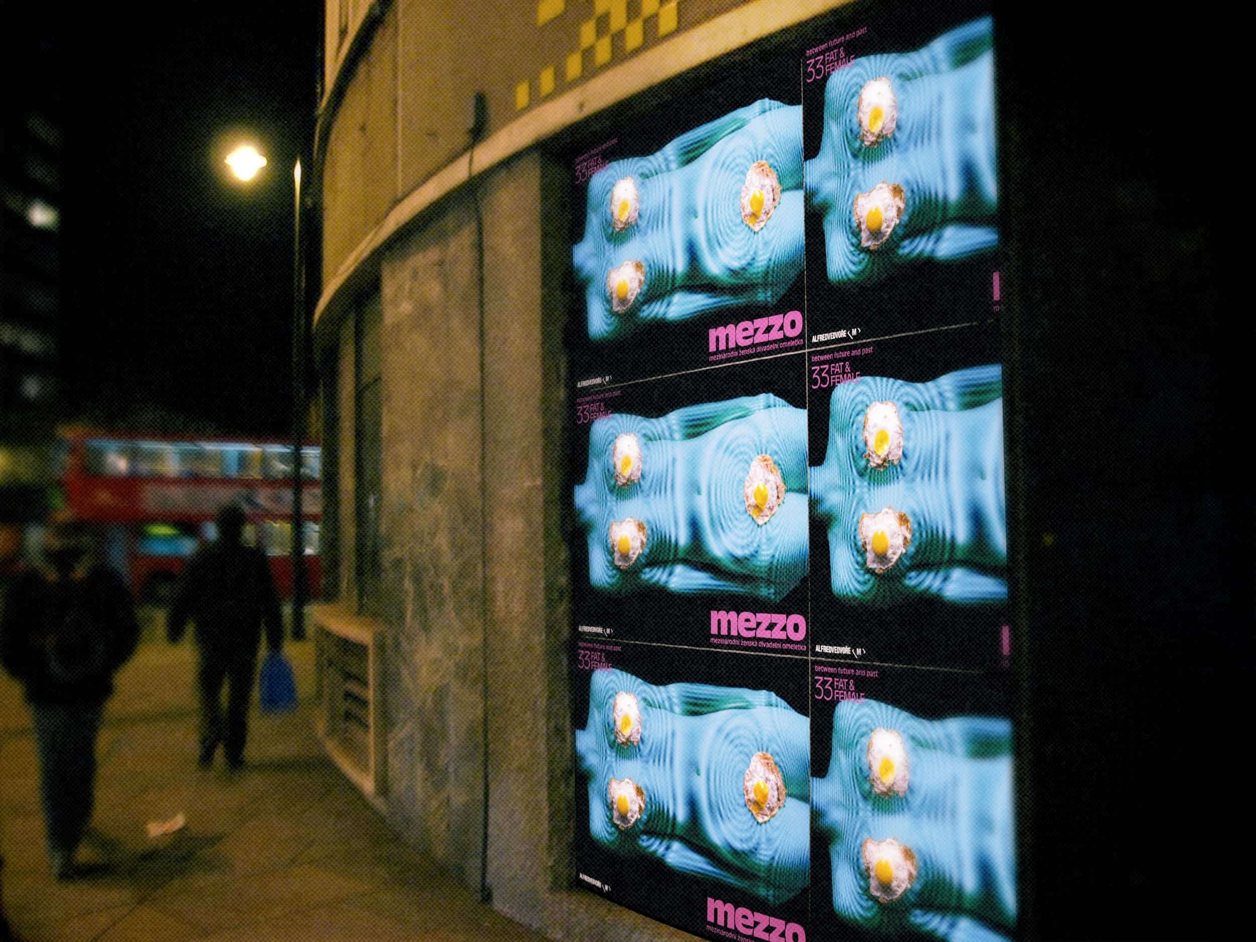 Mezzo-poster-Mockup